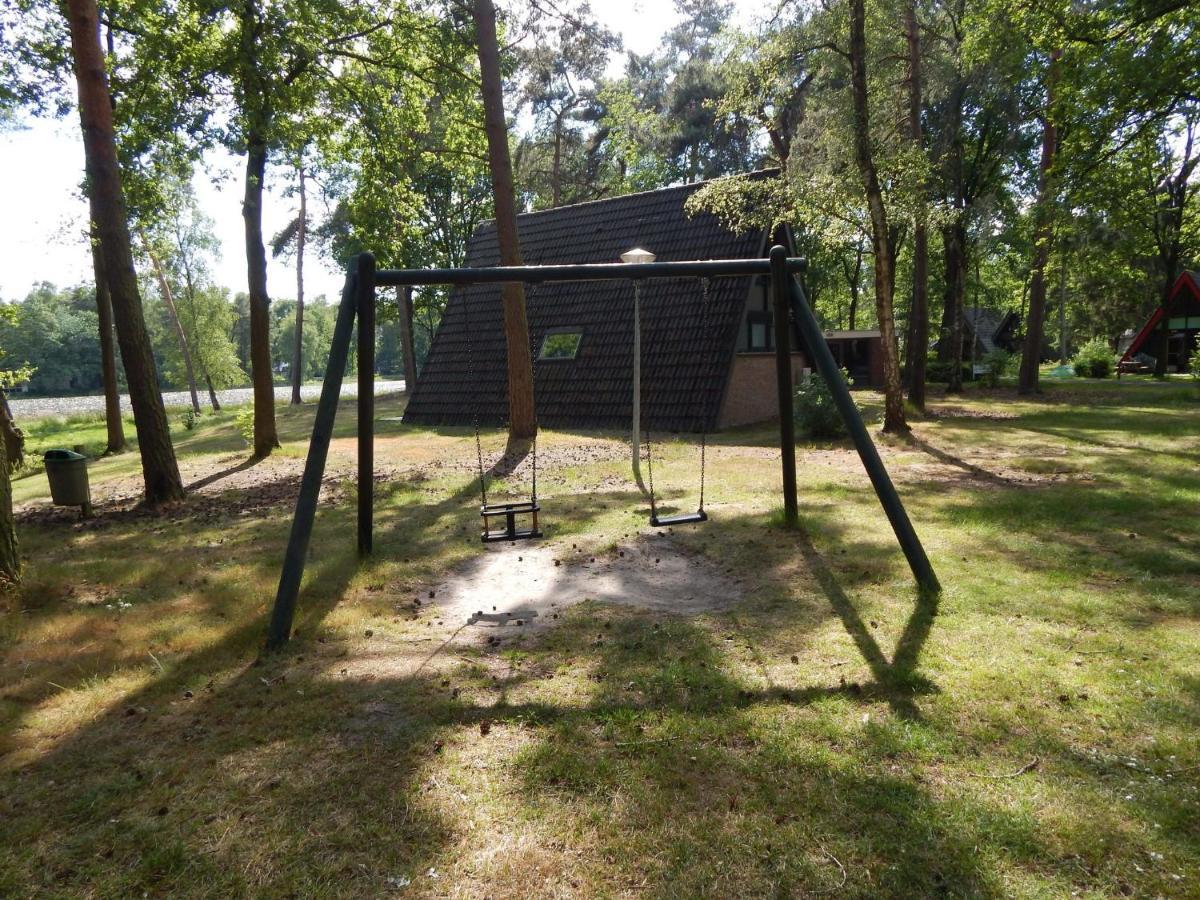 Lovely Holiday Home In Limburg Amid Lush Forest Stramproy Dış mekan fotoğraf